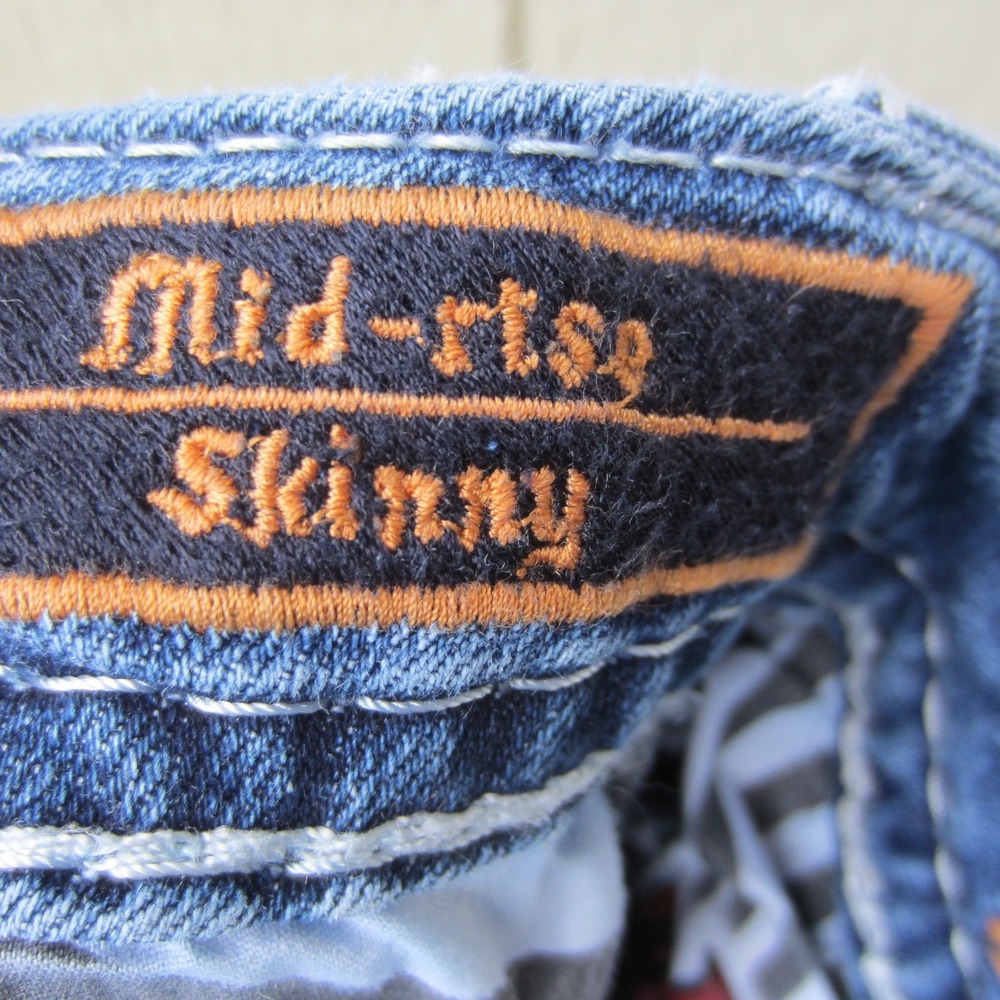 Rock Revival Ysobel Skinny Jeans Womens 27 Light washed Mid Rise Rhinestone Y2K - Picture 8 of 16